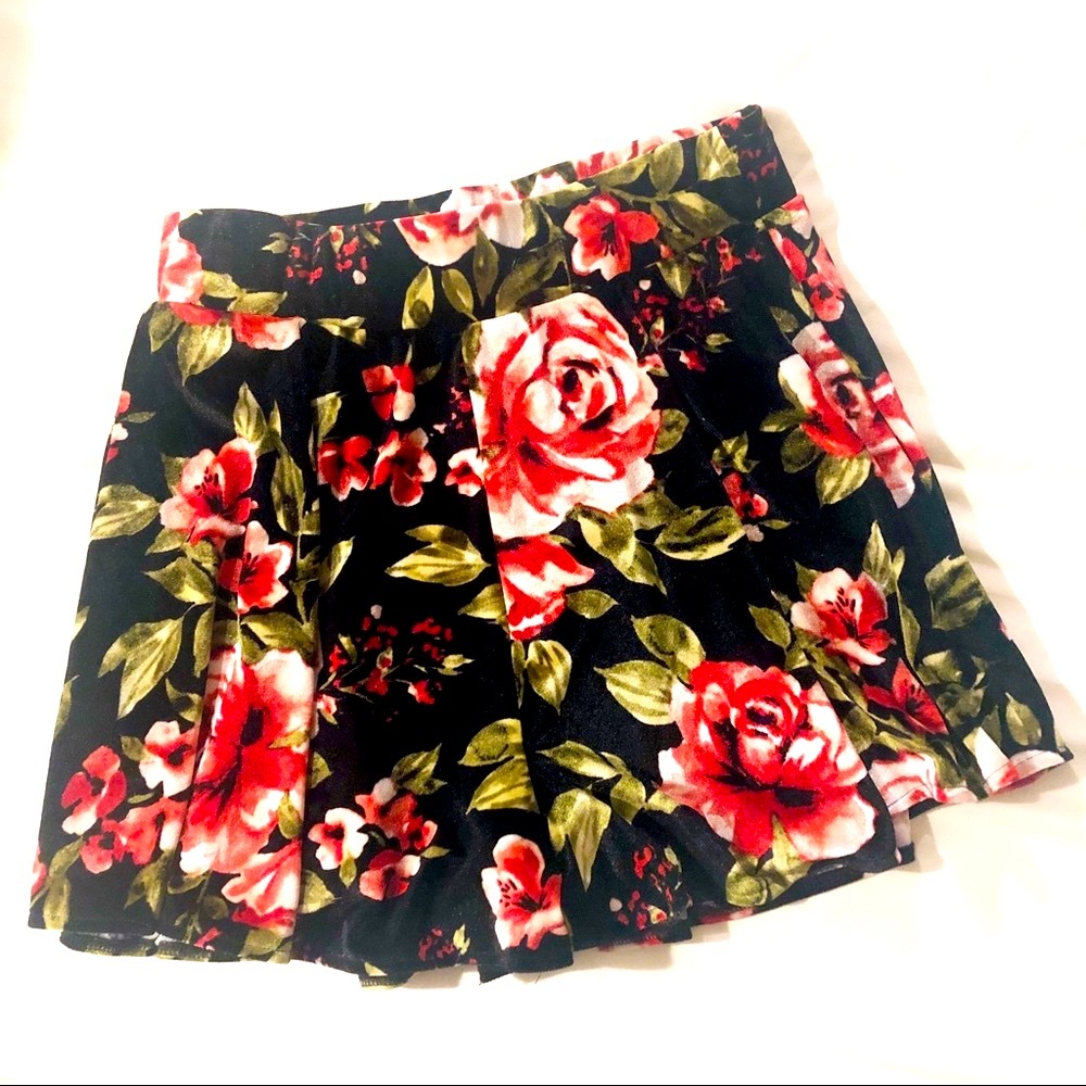 NEW Show Me Your Mumu Carlos Swing Shorts Vavoom Bloom Size Small